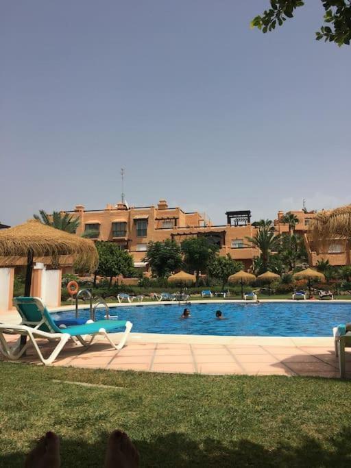 Superbe Appartement Avec Piscine A 800M De La Mer Bahia de Casares المظهر الخارجي الصورة